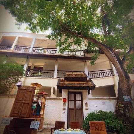 La Maison Verte Hostel Chiang Mai Zewnętrze zdjęcie